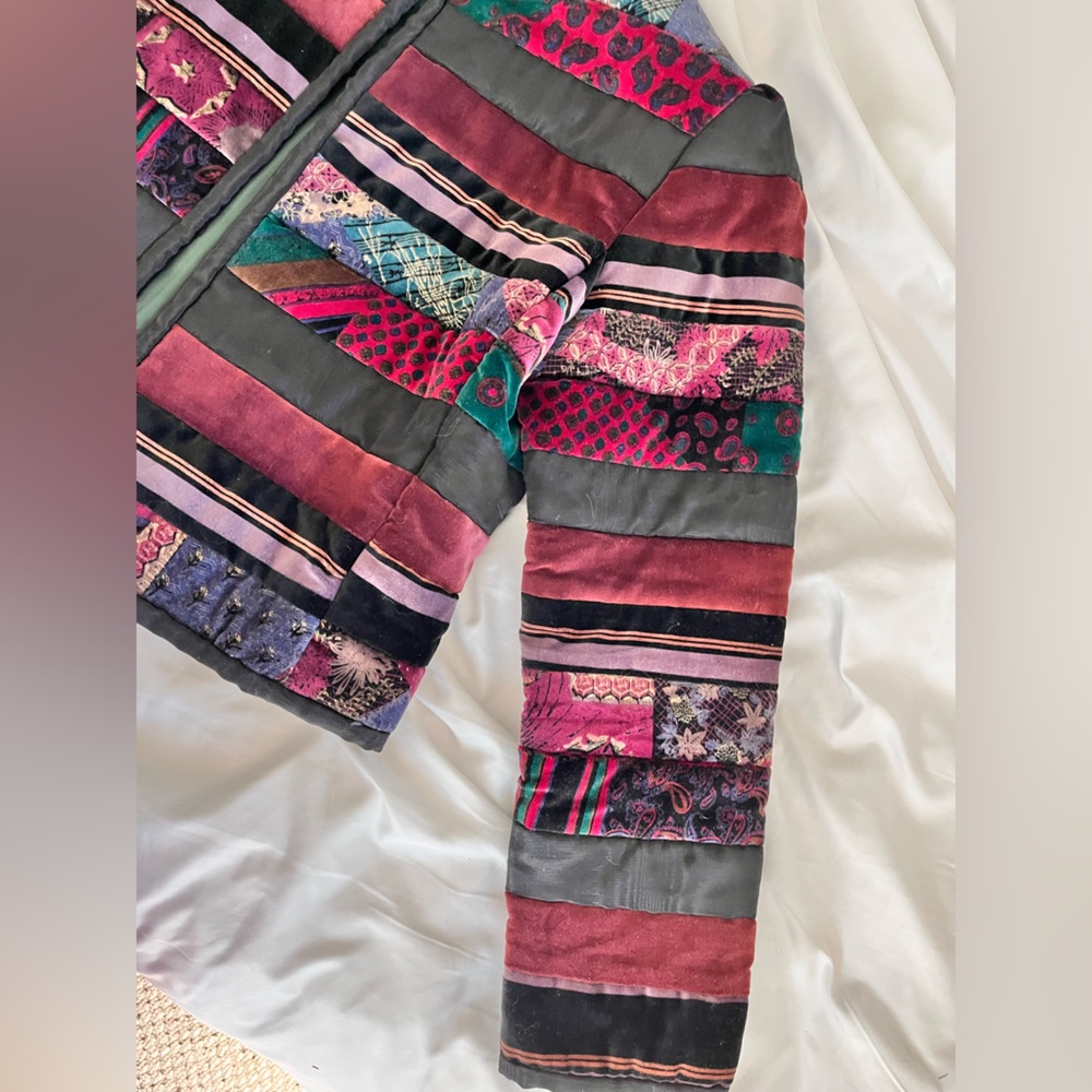 Custom Made Velvet Patchwork Cropped Jacket Size … - image 3